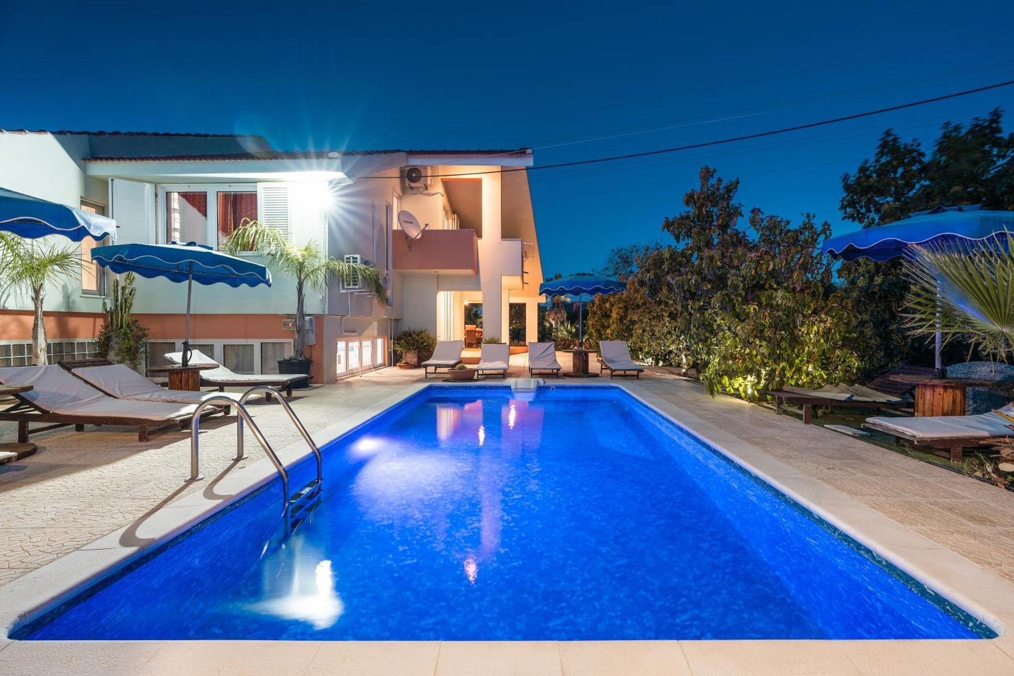 Artzy Villa Rhodes City 外观 照片