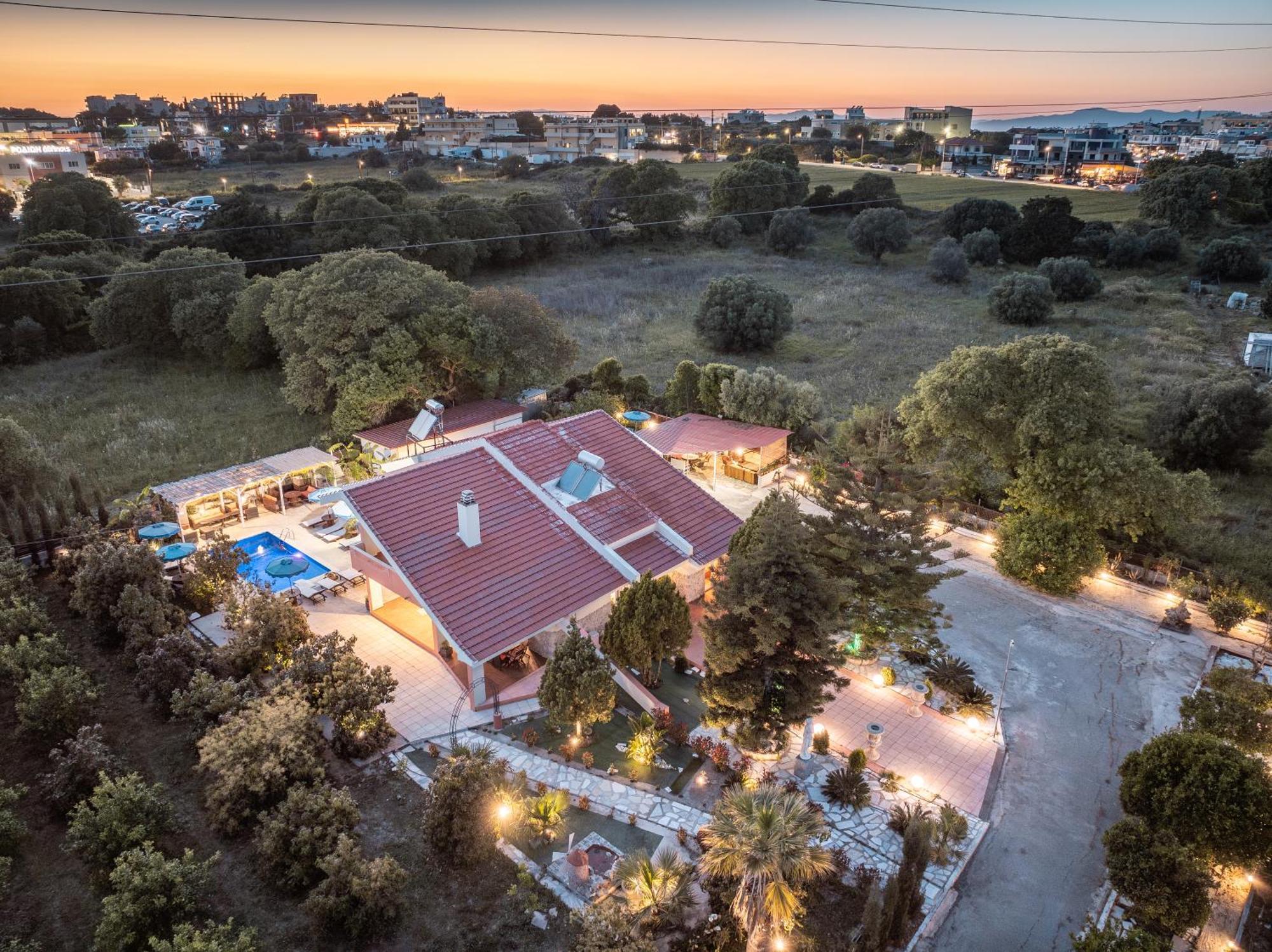 Artzy Villa Rhodes City 外观 照片