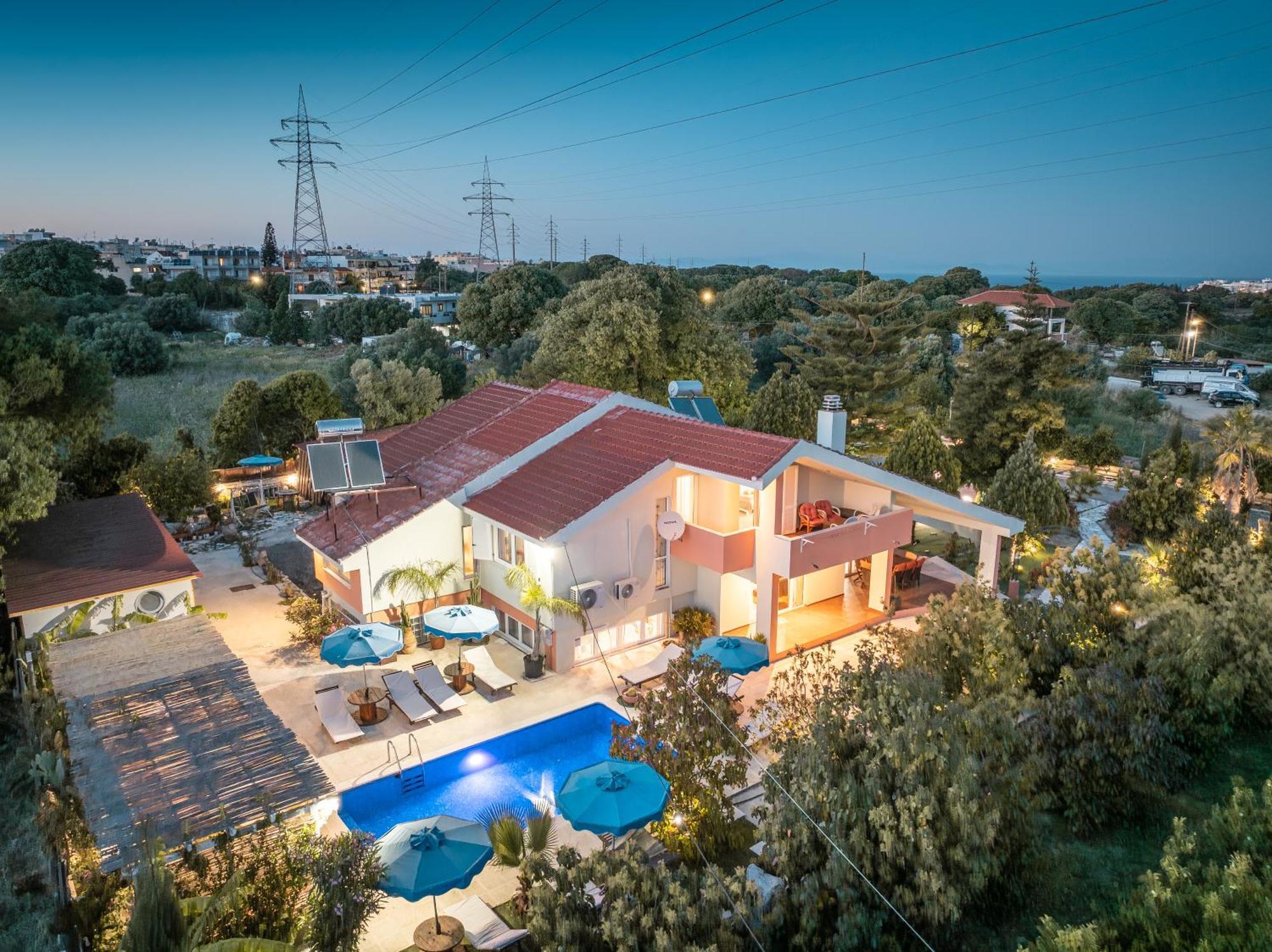 Artzy Villa Rhodes City 外观 照片